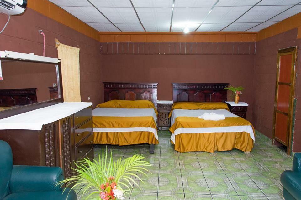 Hotel Leones Marinos San Miguel Buitenkant foto